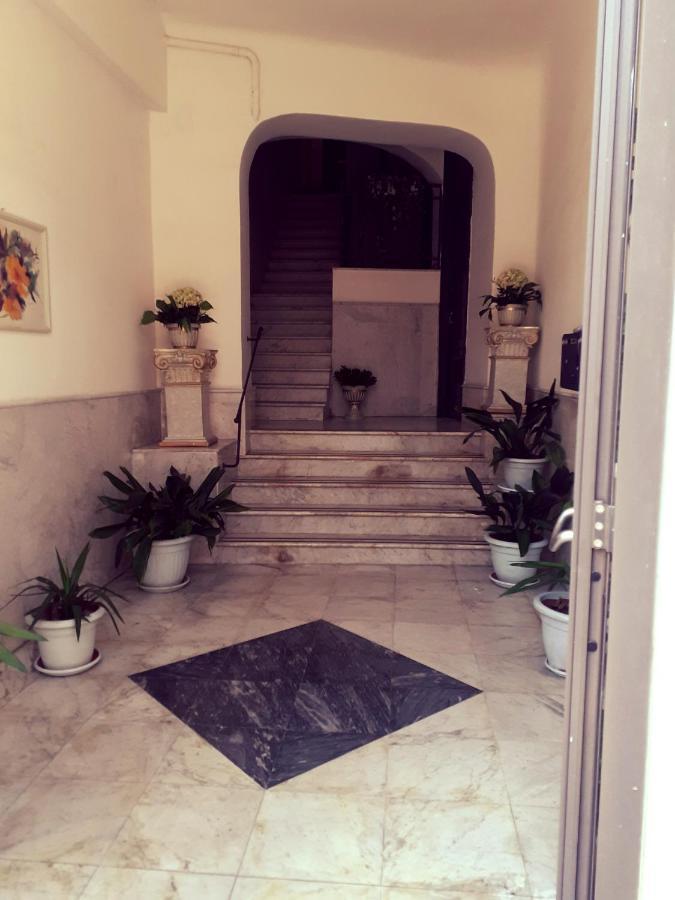 La Maison Des Caprices_ La Spezia _Stazione_5Terre エクステリア 写真