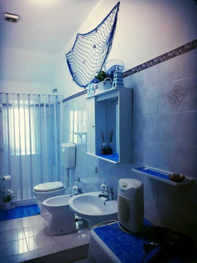 La Maison Des Caprices_ La Spezia _Stazione_5Terre エクステリア 写真